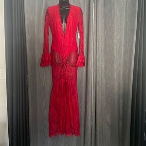 NWT Lovers and friends. Brand new ! long red lace Zelda gown
